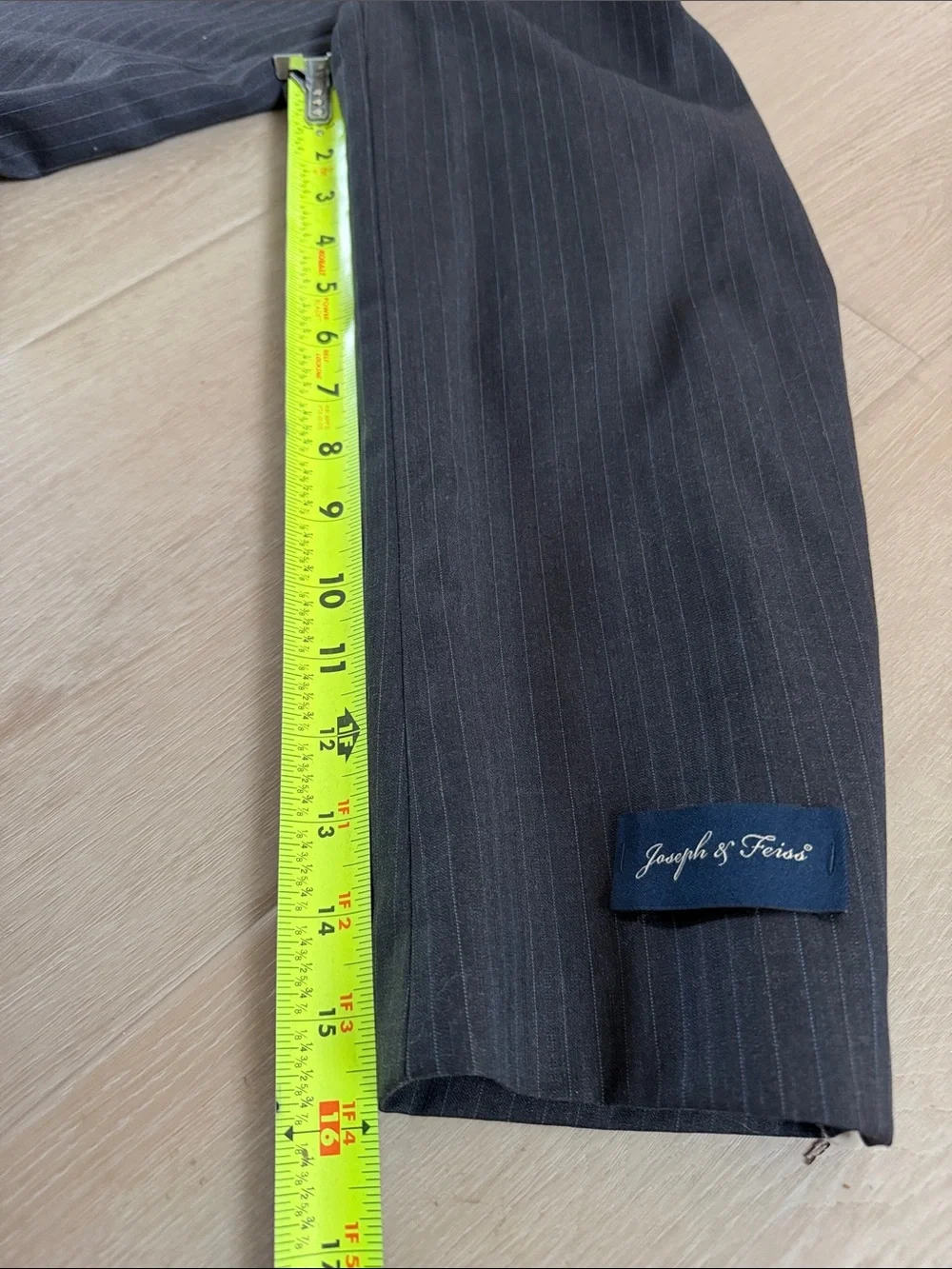 Joseph & Feiss 42X-L Dark Gray Pinstripe Blazer Tailored Suit Jacket Classic Men